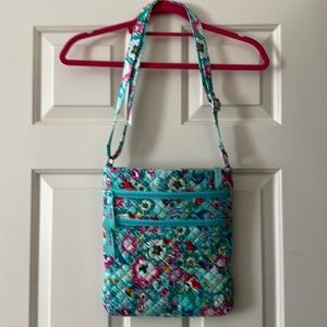 Vera Bradley Ariel Floral Triple Zip Hipster Bag with matching ID case
